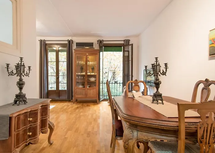 Modernism And Comfort In A Strategic Location