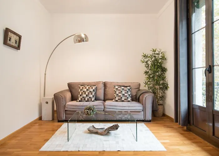 Modernism And Comfort In A Strategic Location